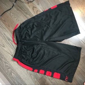 Nike elite shorts + 2 pairs of socks